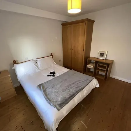 The 3 Bed דירה *